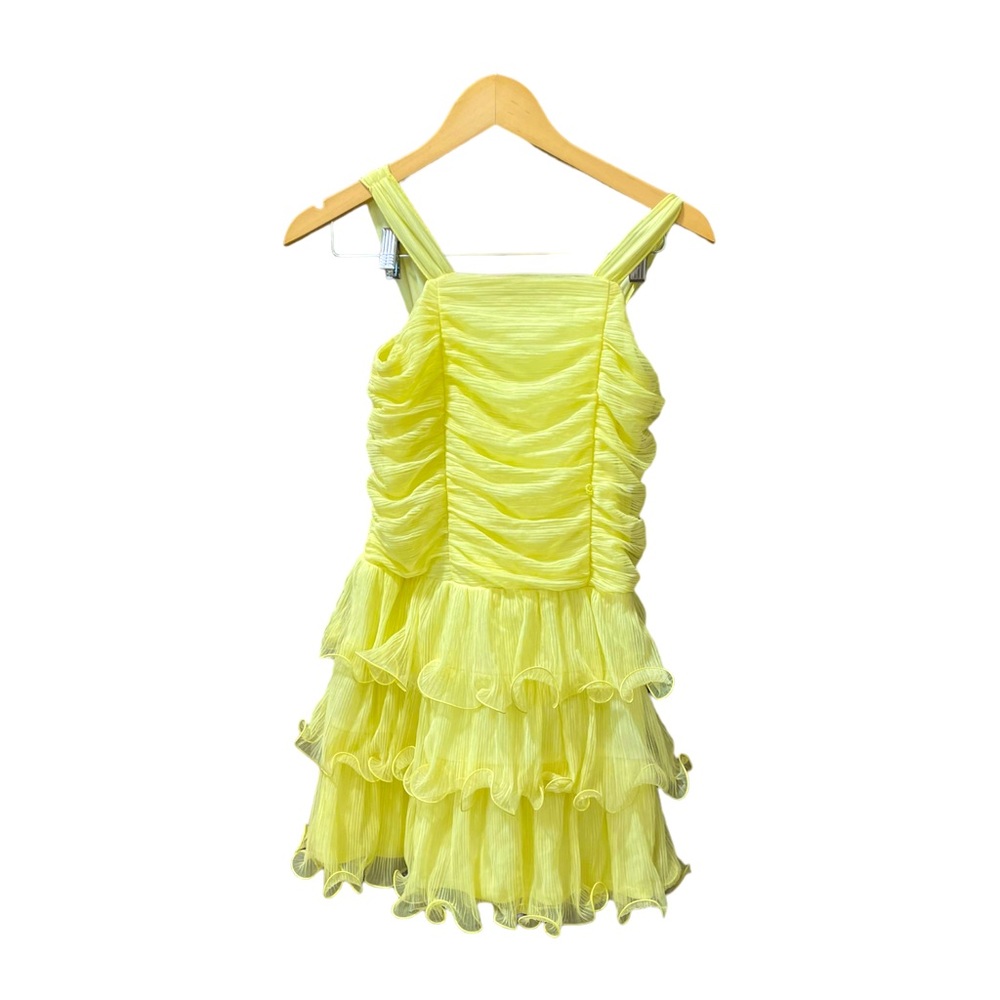 Amy Byer girls size 16 yellow dress ruffle and short sleeves lining